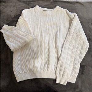 Women’s/Men’s White Sweater
